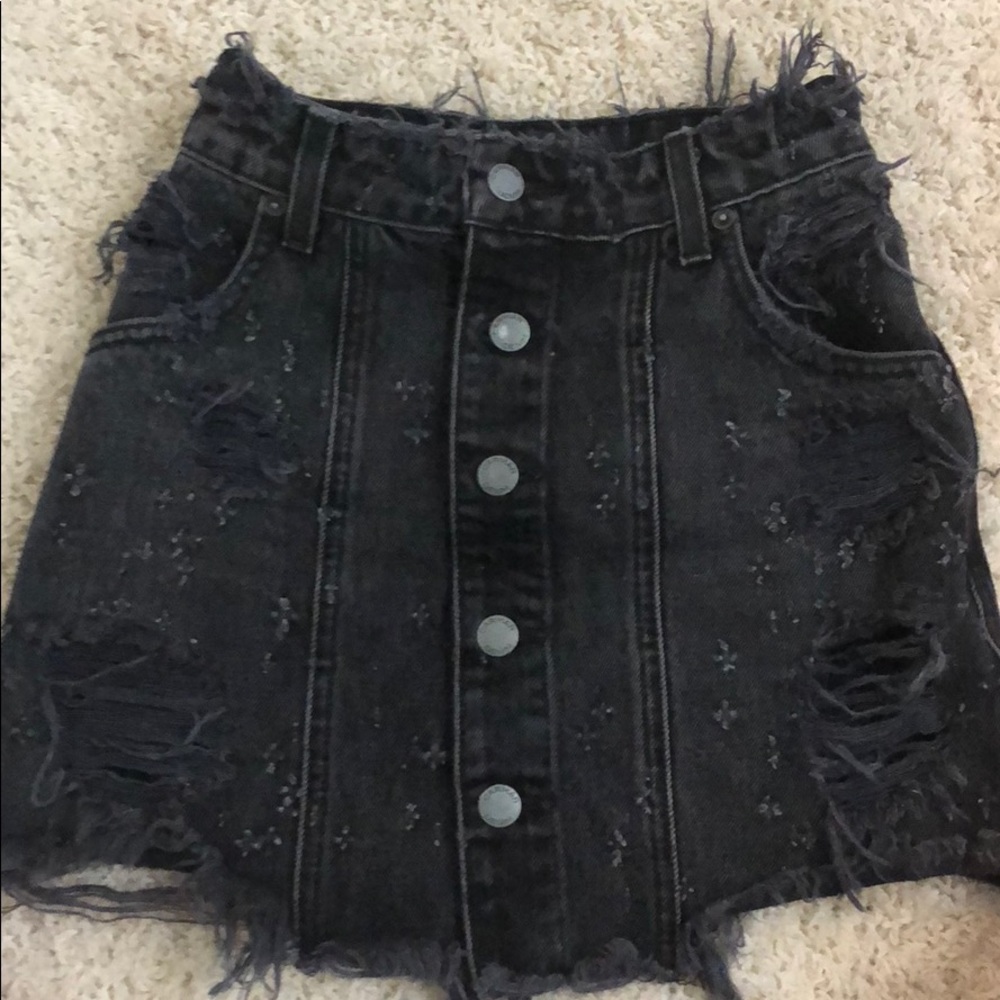 Black carmar denim skirt from LF